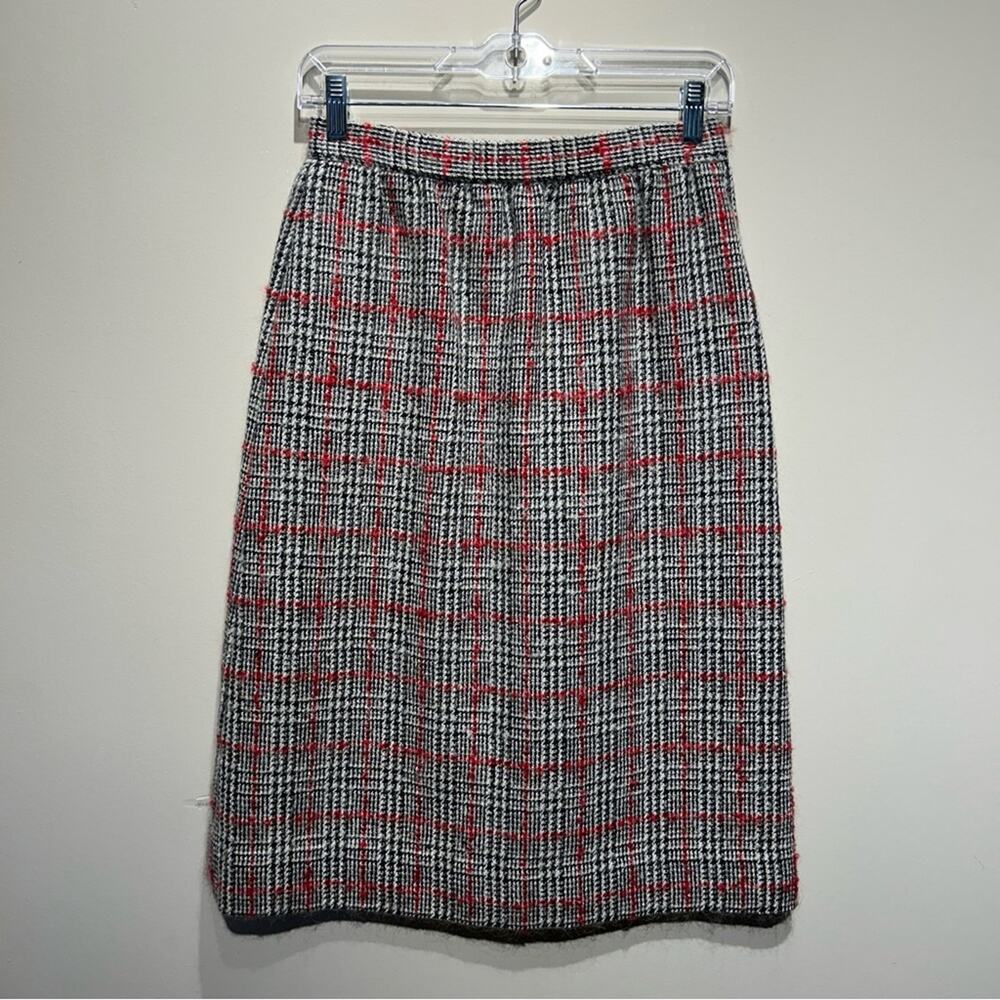 Vintage Doncaster Black/Red/White Tartan Plaid Wool A-Line Midi Skirt Size 6
